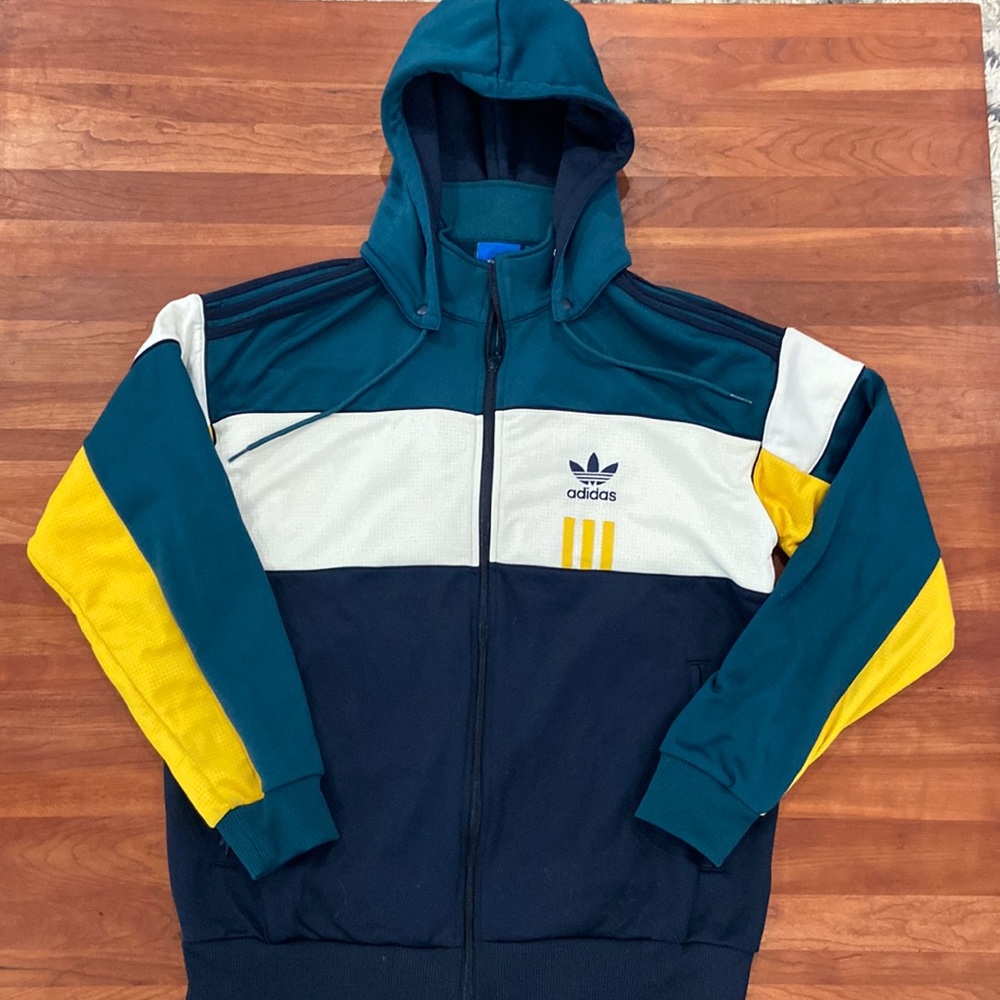 Adidas jacket (In La romana Bad bunny music video)